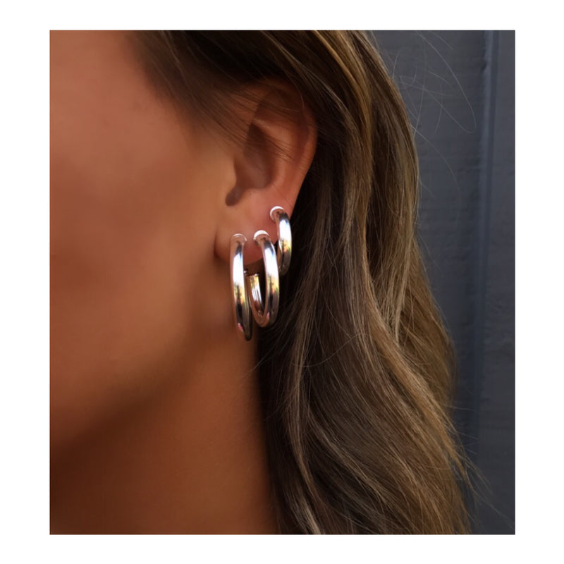 AMINA LARGE HOOPS