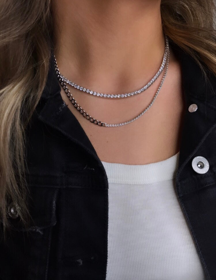 TENNIS CURB CHAIN NECKLACE